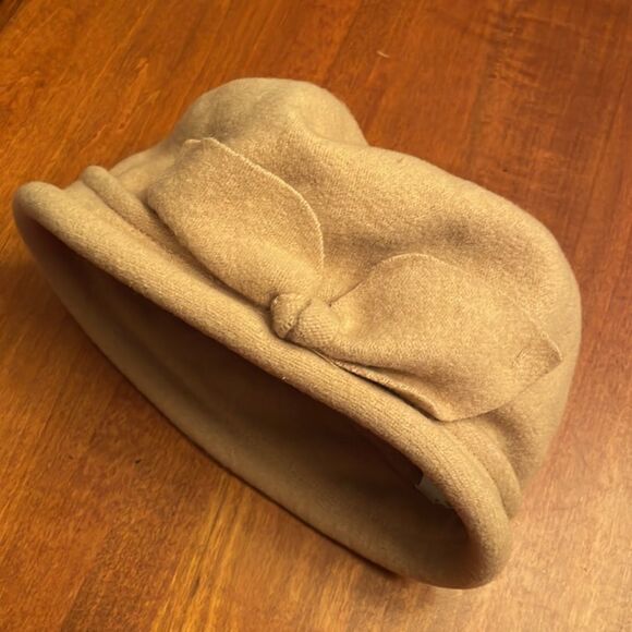 Parkhurst Canada Wool Cloche Hat - Picture 3 of 9